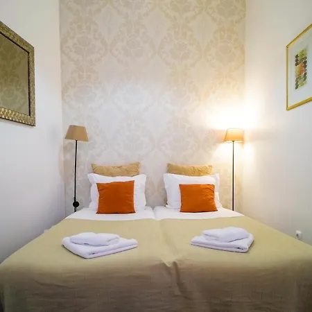Lisbon Alfama S. Pedro Typical Apartment Exterior photo
